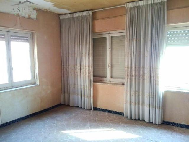 Casa en venta en Aspe, Centro photo 0