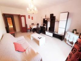 Apartamento en venta en Valdepeñas, Avenida 1º de Julio photo 0