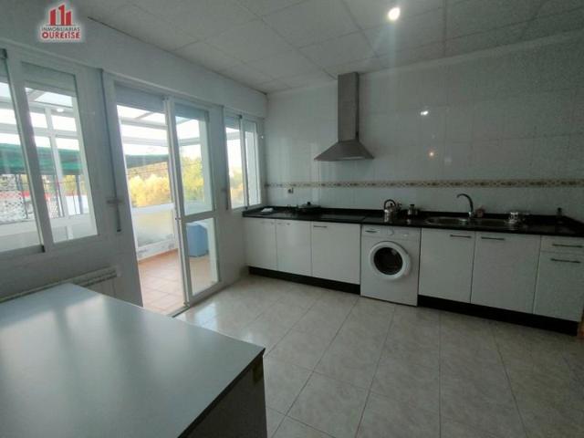 Piso en venta en Ourense, O Vinteun photo 0