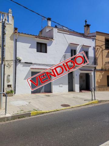 Casa en venta en Ulldecona, Ulldecona photo 0