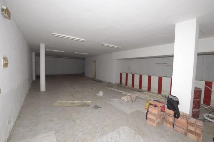 Local comercial en venta en Algeciras, Centro photo 0