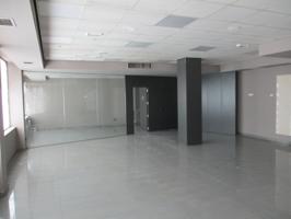 Local comercial en venta en Puertollano, CENTRO photo 0