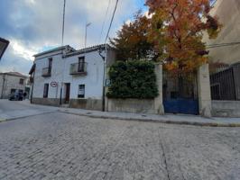 Adosada en venta en El Espinar photo 0