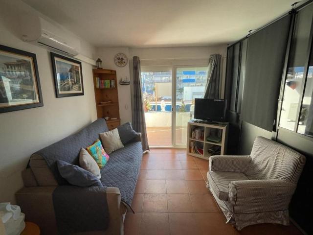 Apartamento en venta en Roses, Santa Margarida photo 0