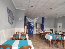 Local comercial en venta en Cubelles, SUD SUMELLA photo 0