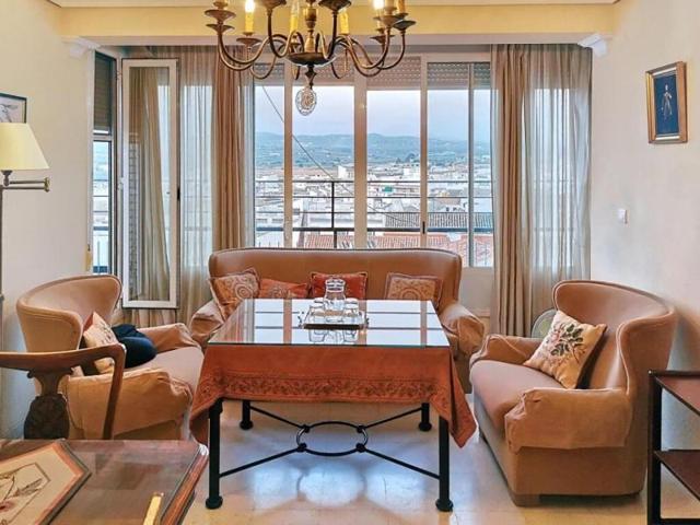 Piso en venta en Montilla photo 0