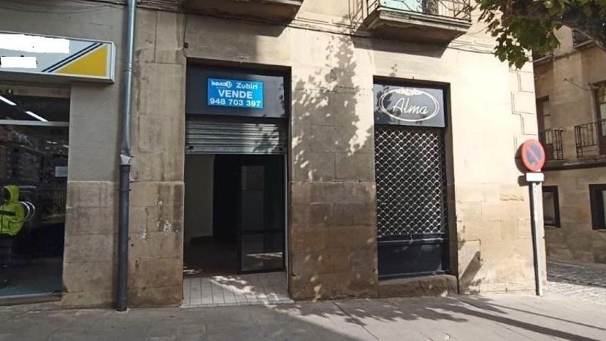 Local comercial en venta en Tafalla, Centro photo 0
