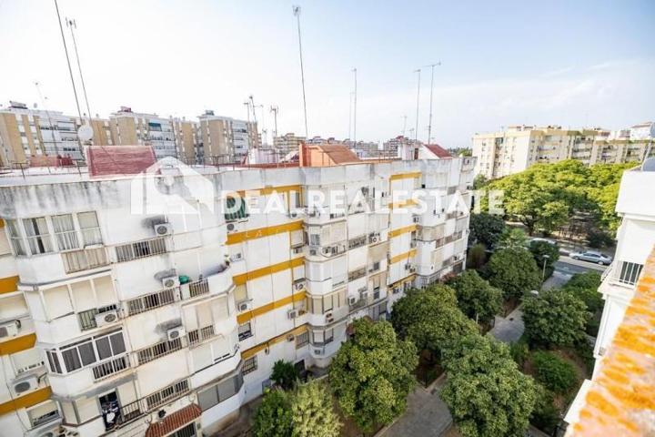 Piso en venta en Sevilla, Villegas - Los Principes photo 0