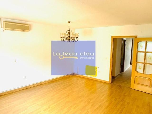 Piso en venta en Alaquàs photo 0