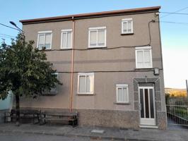 Casa en venta en Ponferrada, Zona Alta photo 0
