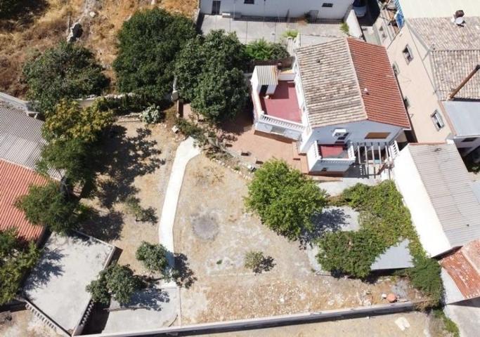 Casa en venta en Huéscar, Centro photo 0