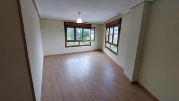 Piso en venta en Llanera, Posada de Llanera photo 0