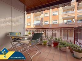 Apartamento en venta en Torrevieja, Playa de los locos photo 0