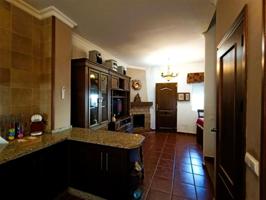 Adosada en venta en Setenil de las Bodegas photo 0