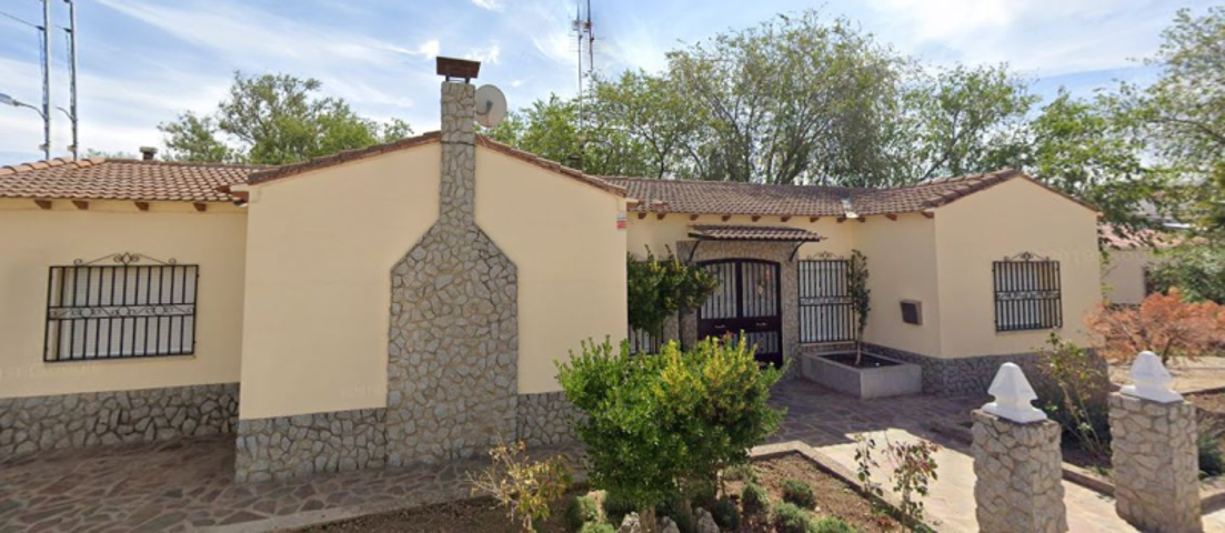 Adosada en venta en Turleque, Camino de Mora, 45789 photo 0