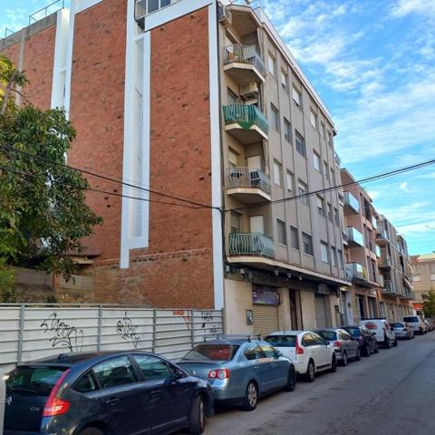 Local comercial en venta en Vilafranca del Penedès, Sant Julia photo 0