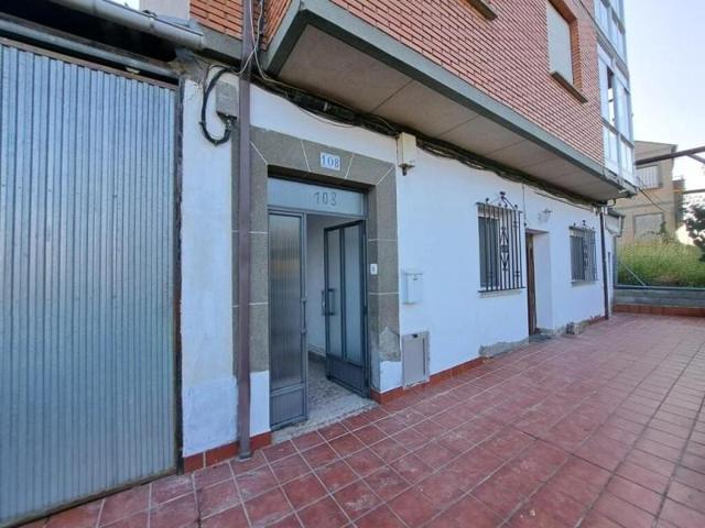 Edificio en venta en Ponferrada photo 0