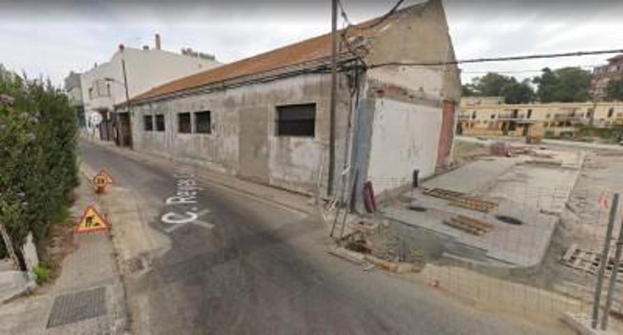 Nave industrial en venta en Algeciras, Semicentro photo 0