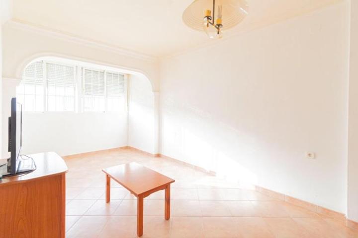 Piso en venta en Chiclana de la Frontera, El torno photo 0