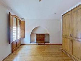 Casa en venta en Sant Llorenç Savall, Nucleo urbano 34 photo 0