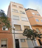 Piso en venta en L'Hospitalet de Llobregat, Pubilla Cases, Can Serra y Sant Feliu photo 0