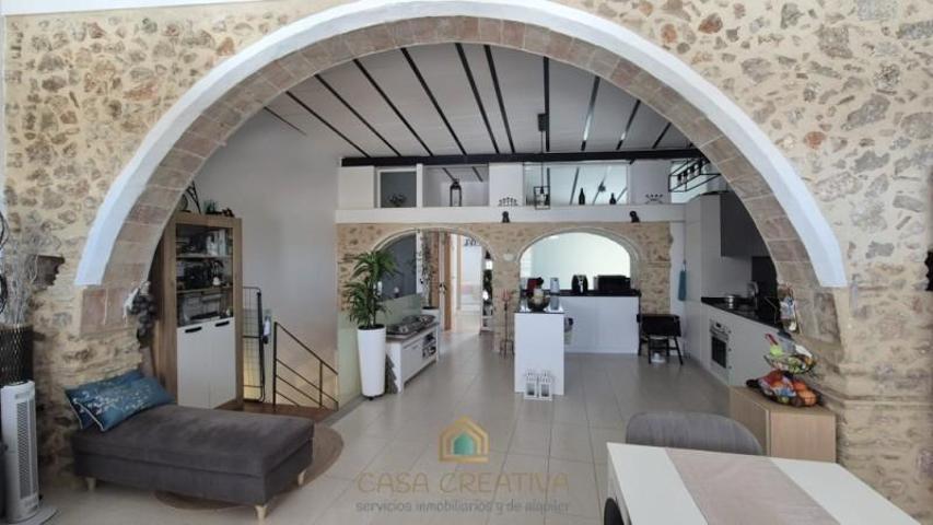 Casa en venta en Almiserà photo 0