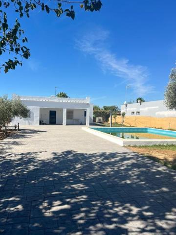 Casa con terreno en venta en Los Palacios y Villafranca, La capitana chica photo 0