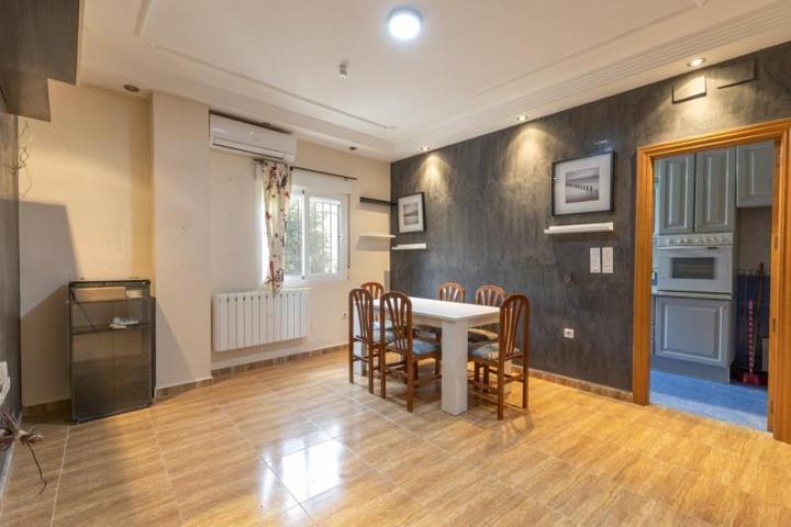 Piso en venta en Cúllar Vega, Vega de granada zona noroeste photo 0