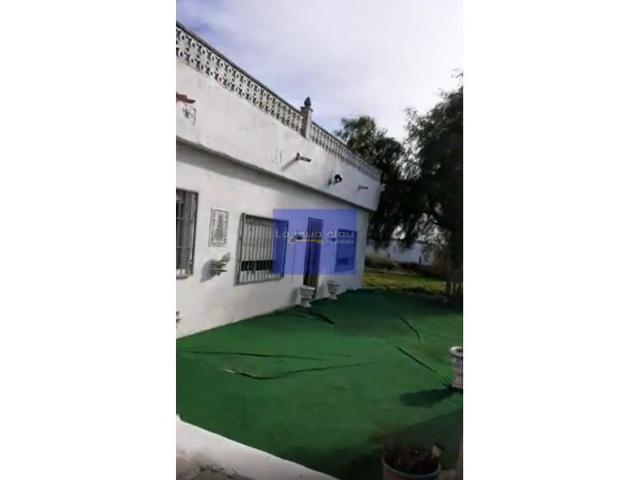 Chalet en venta en Quart de Poblet photo 0