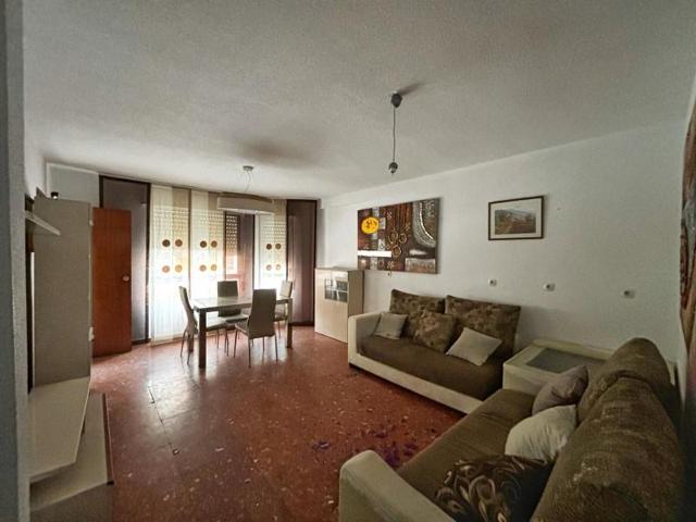 Piso en venta en Andújar photo 0