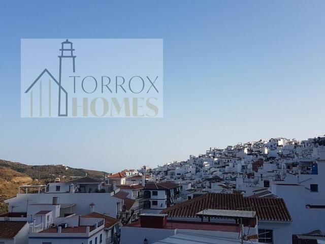 Casas de pueblo en venta en Torrox photo 0