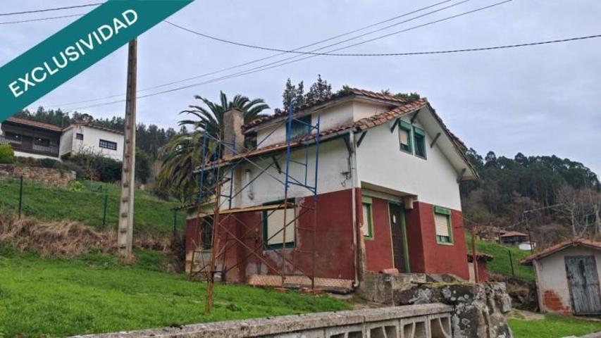Casa con terreno en venta en Colunga photo 0