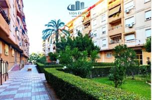 Piso en venta en Jaén, Avda. Barcelona photo 0