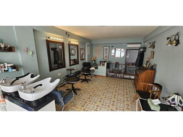 Local comercial en venta en Torremolinos photo 0