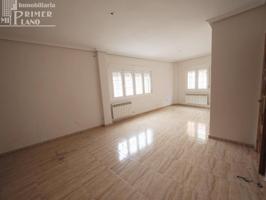 Adosada en venta en Tomelloso, Calle Alfonso XII y Calle Nueva photo 0