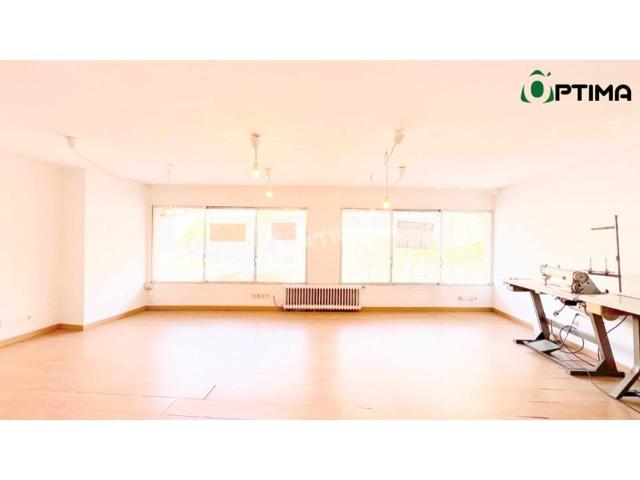 Oficina en venta en Santiago de Compostela photo 0