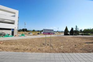 Terreno en venta en Llíria, COLEGIO S. MIGUEL photo 0