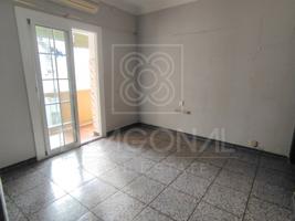 Piso en venta en L'Hospitalet de Llobregat, Collblanc photo 0