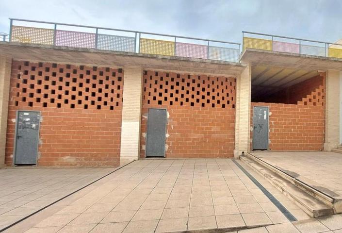 Local comercial en venta en La Nucia, Mercadona Avda. Coloma photo 0