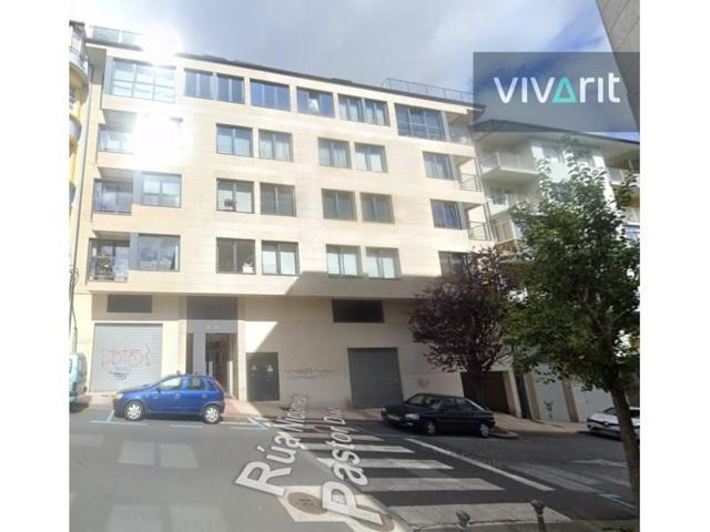 Local comercial en venta en Lugo photo 0