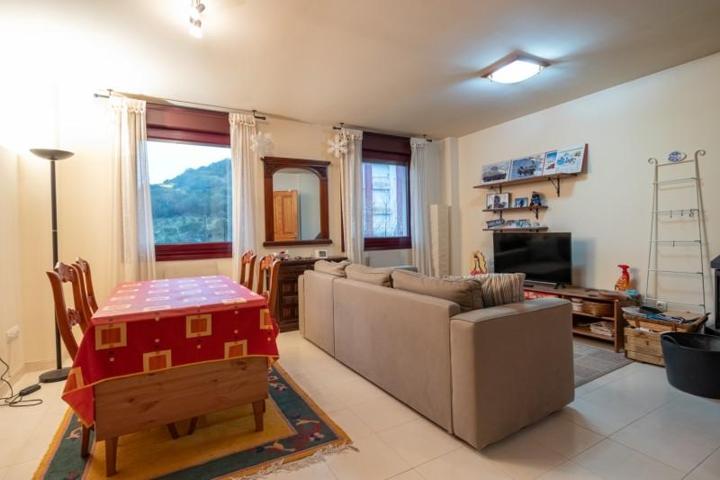 Piso en venta en Puebla de Lillo, Puebla de Lillo photo 0