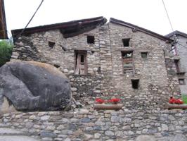 Casa con terreno en venta en Espot photo 0