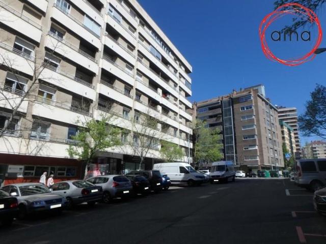 Local comercial en venta en Pamplona, Iturrama photo 0