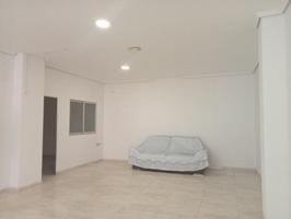 Local comercial en venta en Quart de Poblet, Zona La Font photo 0