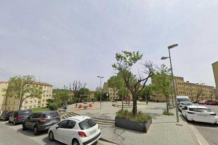 Piso en venta en Badalona, Bufala photo 0