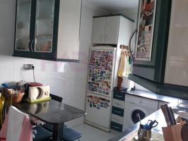 Piso en venta en Portugalete photo 0