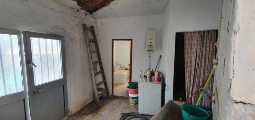 Casas de pueblo en venta en Alozaina, Alozaina photo 0