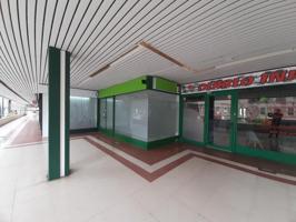 Local comercial en venta en Benidorm, Levante photo 0