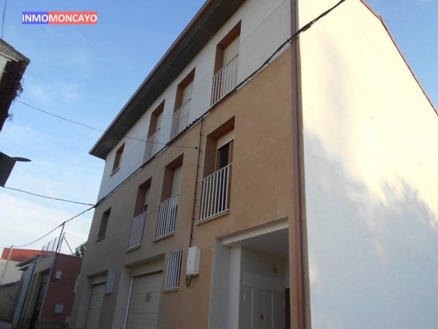 Piso en venta en Fayos, Centro photo 0