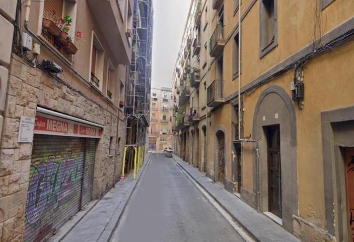 Piso en venta en Barcelona, Sant Antoni photo 0